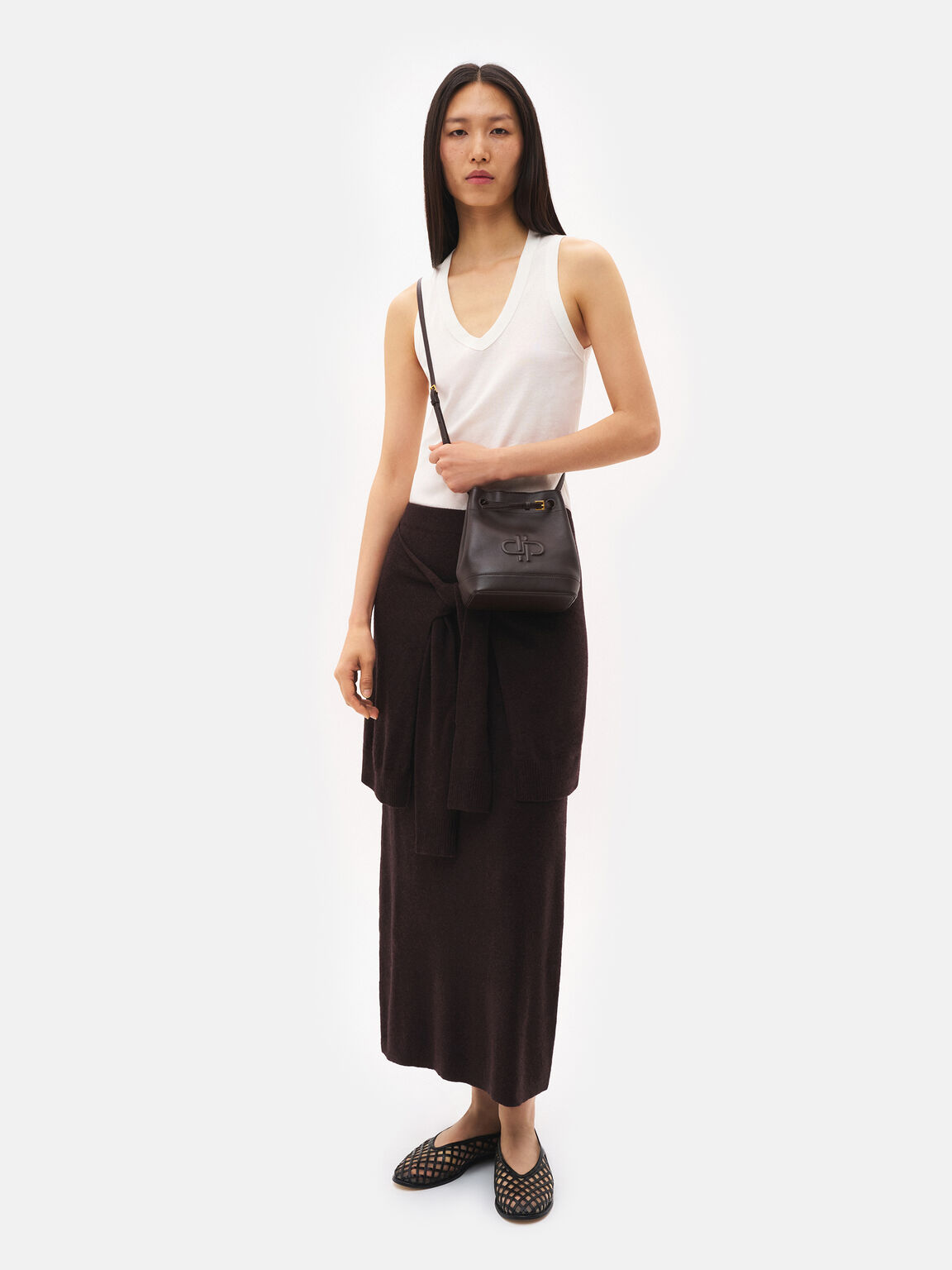 Loli Tas Bucket Kulit, 