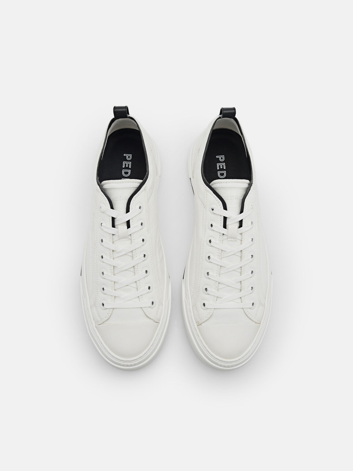 Strata Sneakers, 