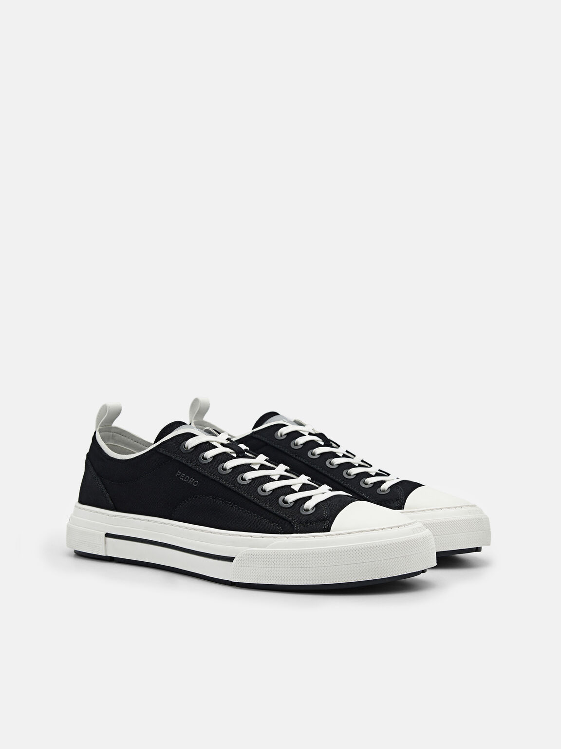 Strata Sneakers, 