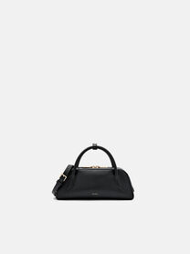 Hitam