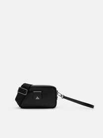 Hitam