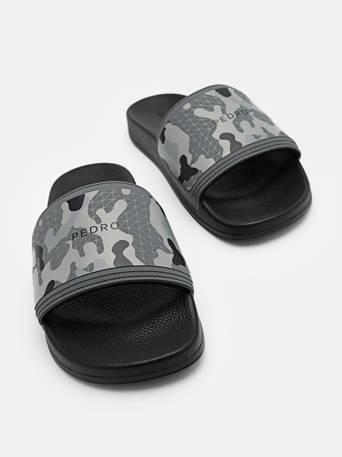 Slide Karet Billie, 