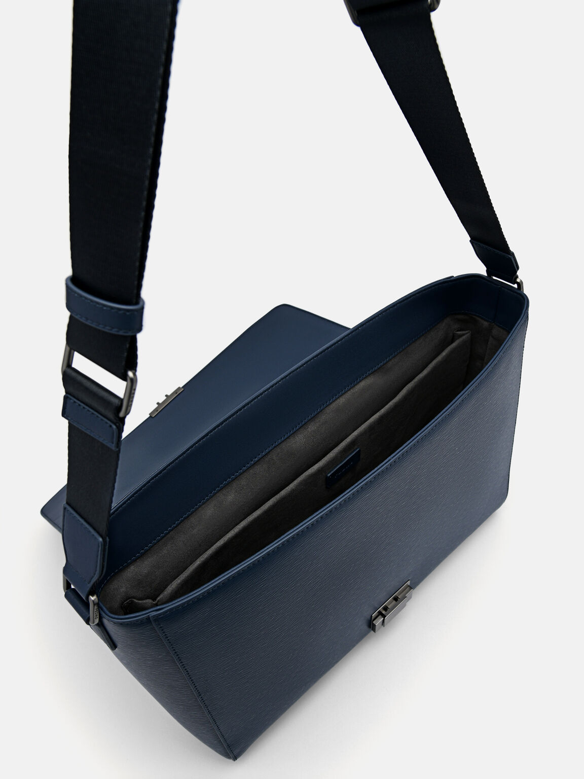 Henry Leather Messenger Bag, Navy