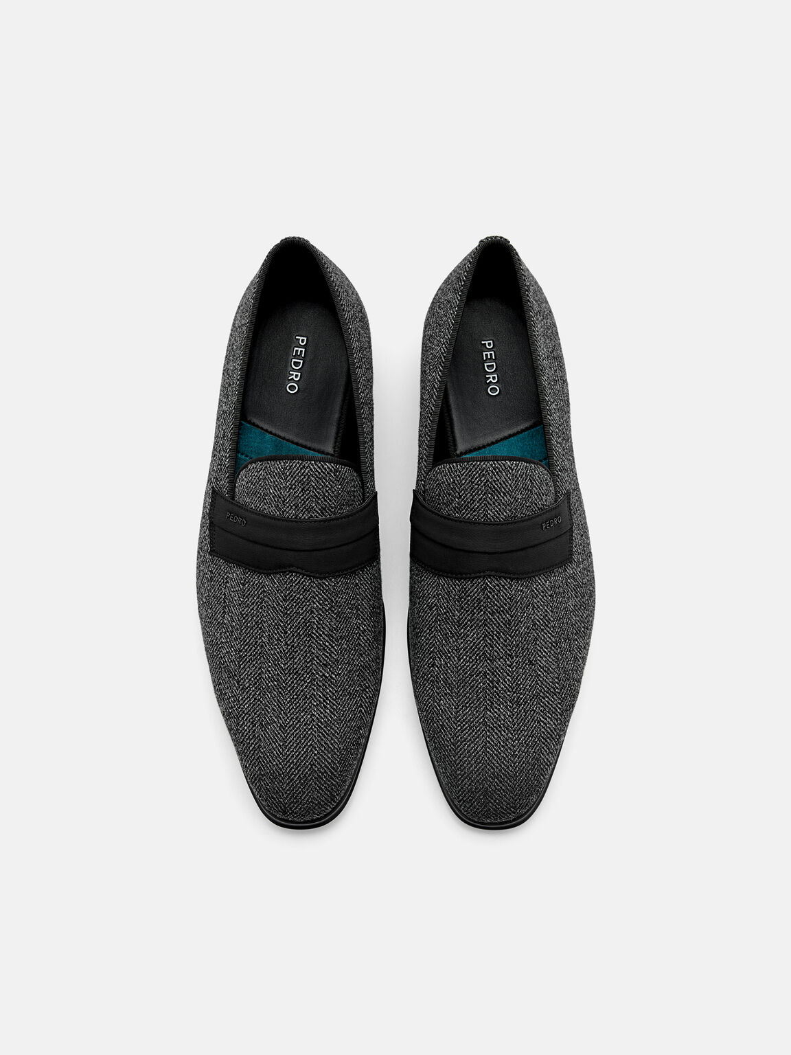 Sepatu Pantofel Kain Clive, 
