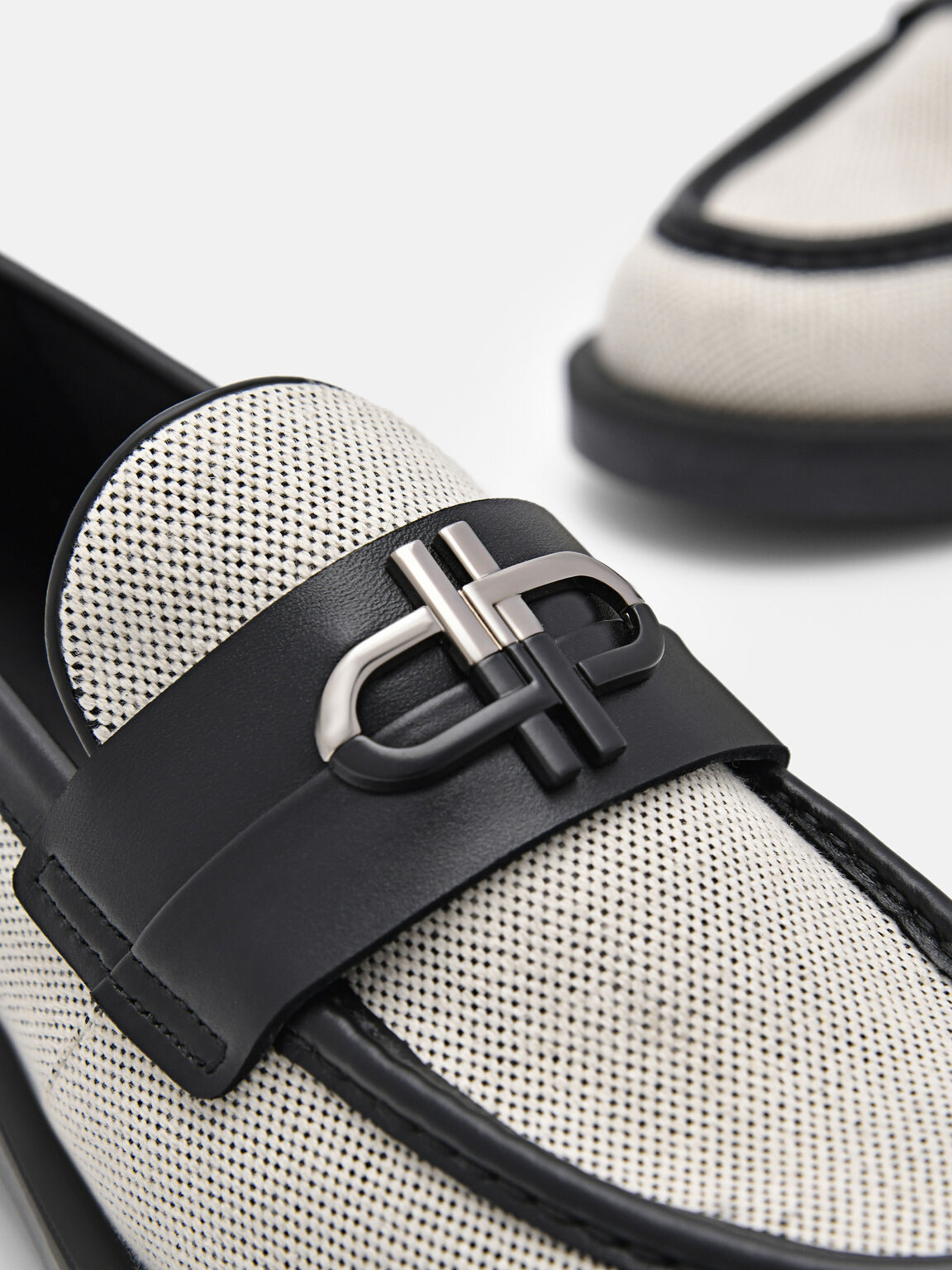 Sepatu Pantofel Kanvas PEDRO Icon, 