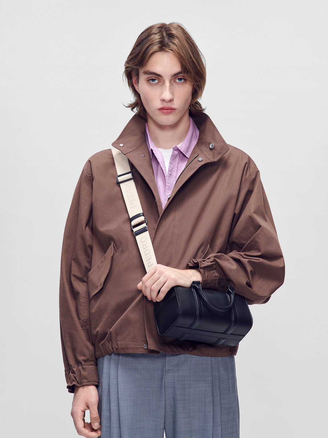 Tas Selempang Dane, 