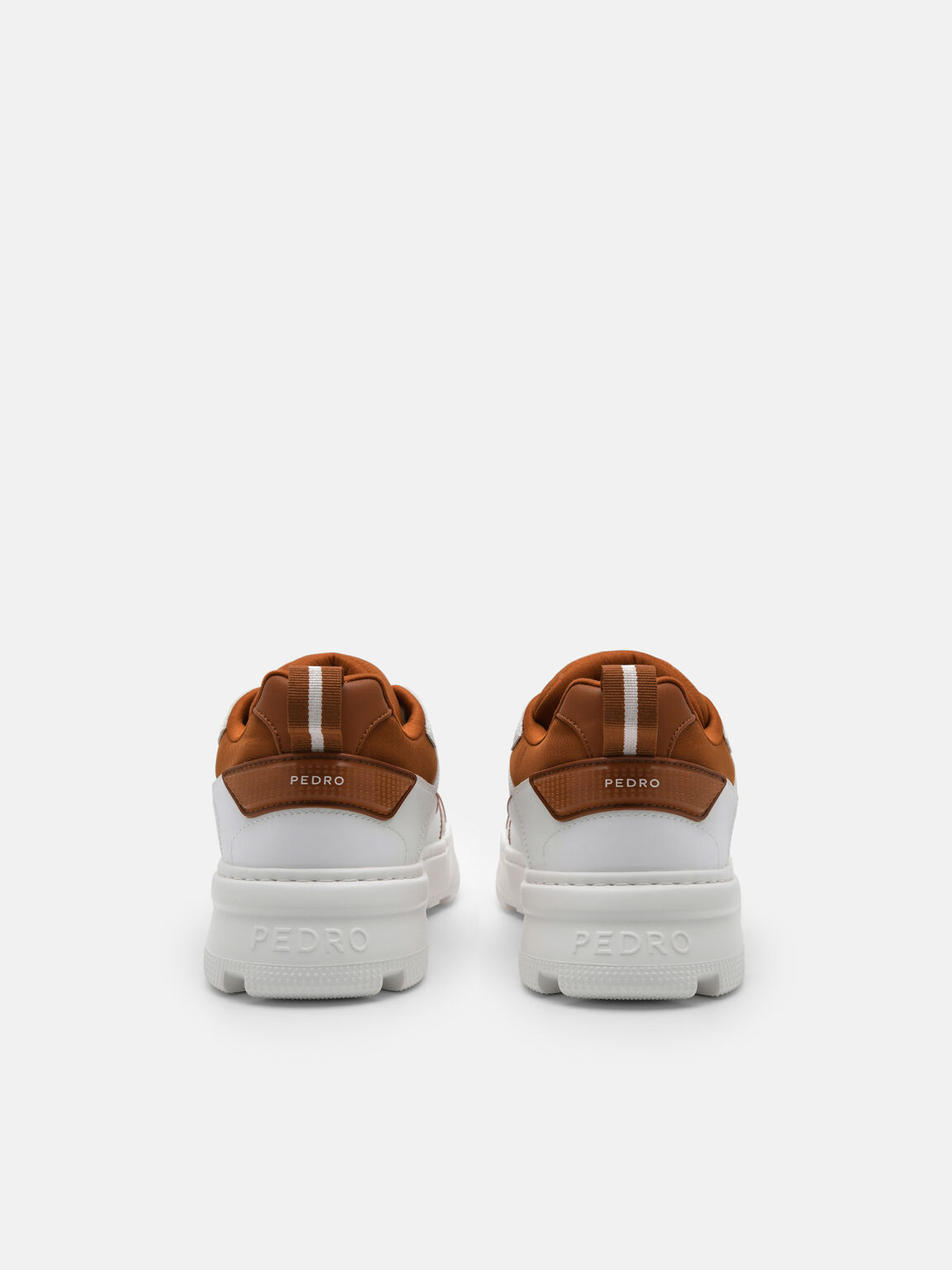 Sepatu Olahraga Arc Court Wanita, 