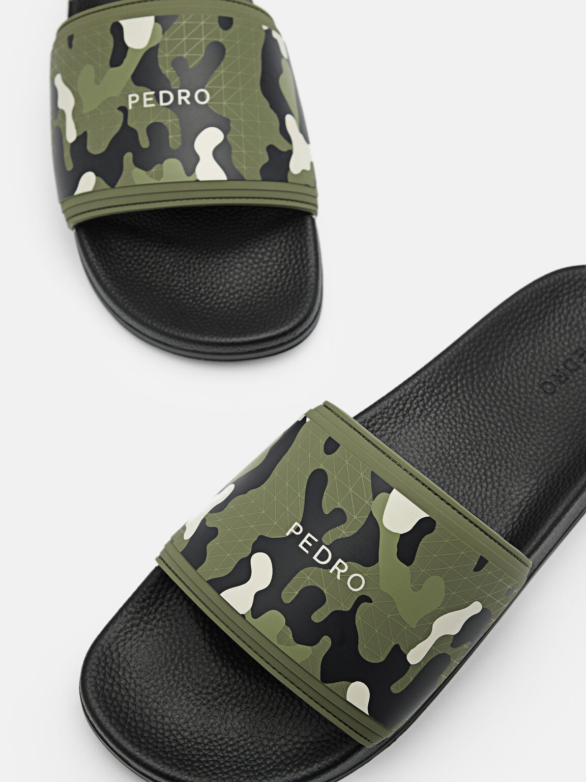 Slide Karet Billie, 