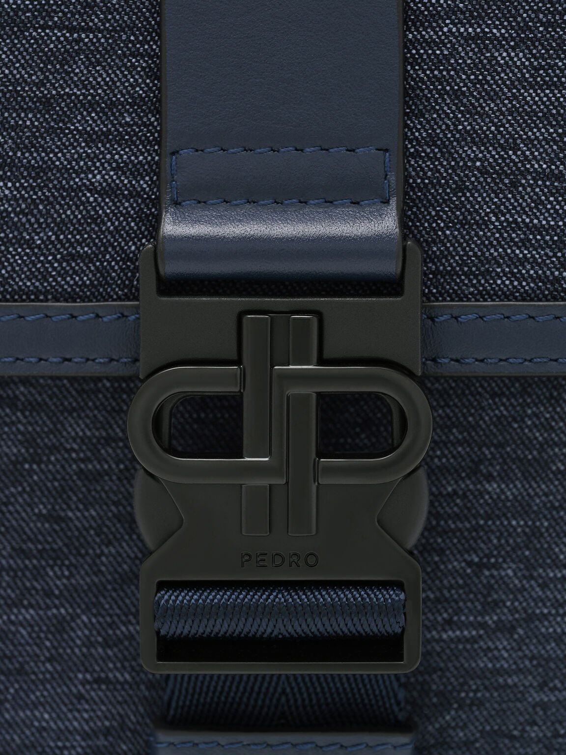 Tas Sling Kulit Tex, 