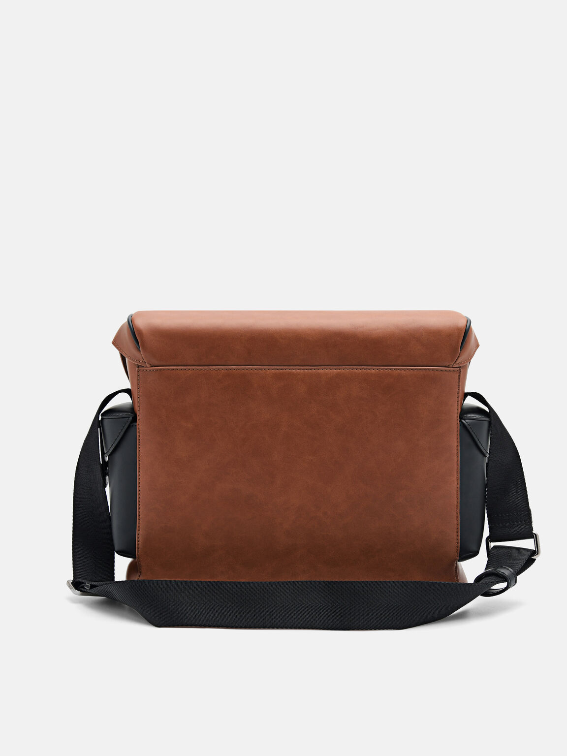 Tas Messenger Jones, 