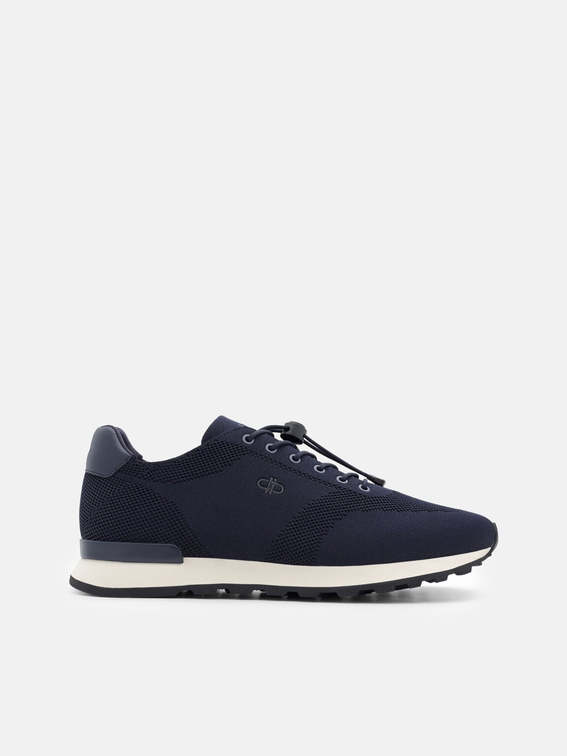 Sepatu Sneakers Rajut Track, 