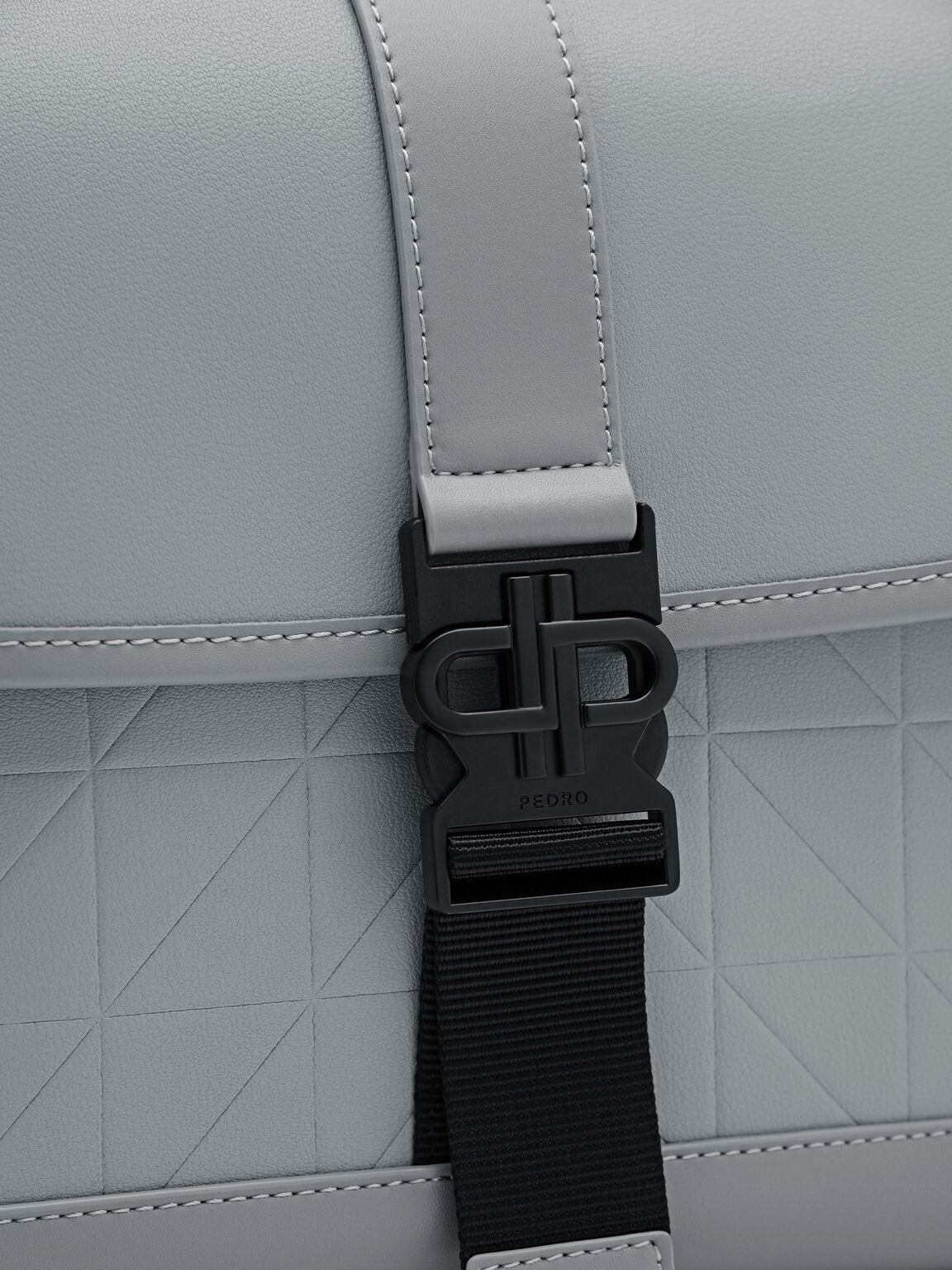 Tas Messenger Kulit PEDRO Icon, 