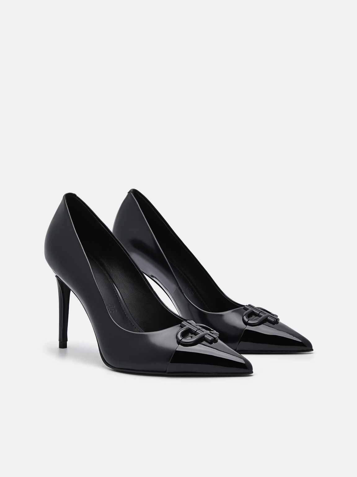 Sepatu Hak Kulit Ikon PEDRO, 