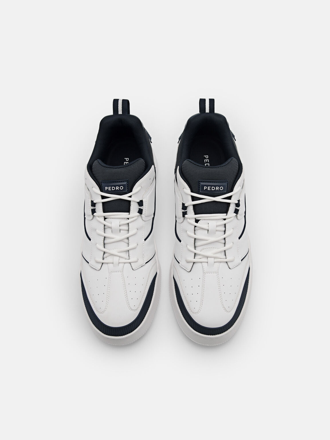 Sepatu Olahraga Pria Arc, 