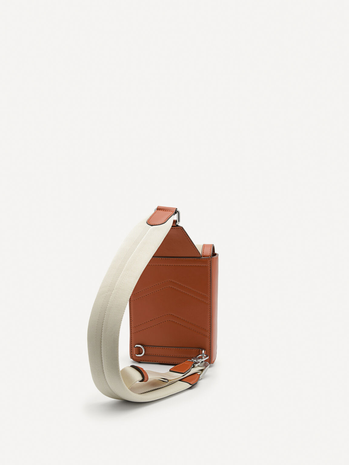 Track Sling Bag, Cognac