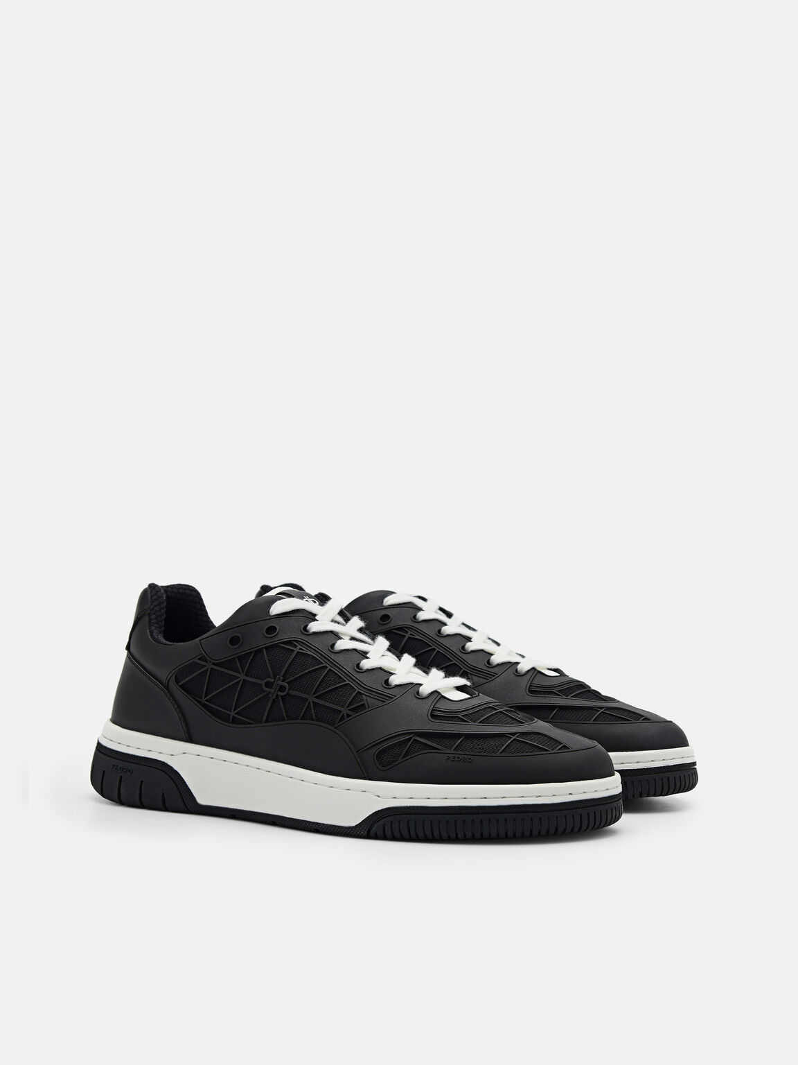 Sepatu Kets EOS Pria dalam Pixel, 