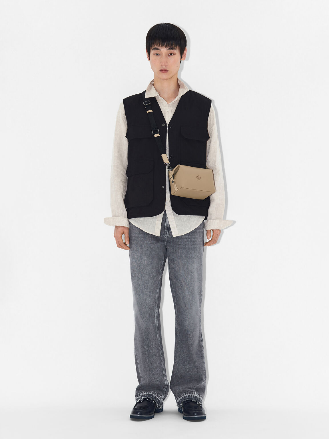 PEDRO Icon Sling Bag, 