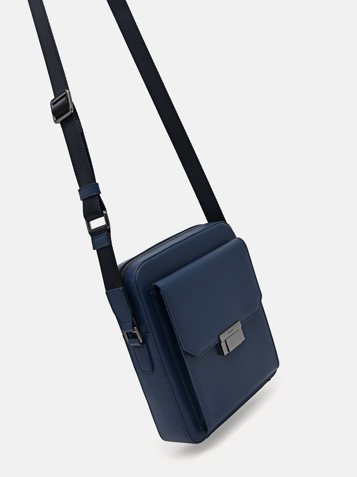 Tas Selempang Kulit Henry, 