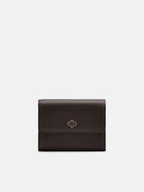 Coklat tua