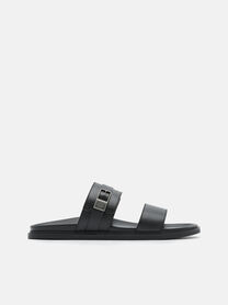 Hitam