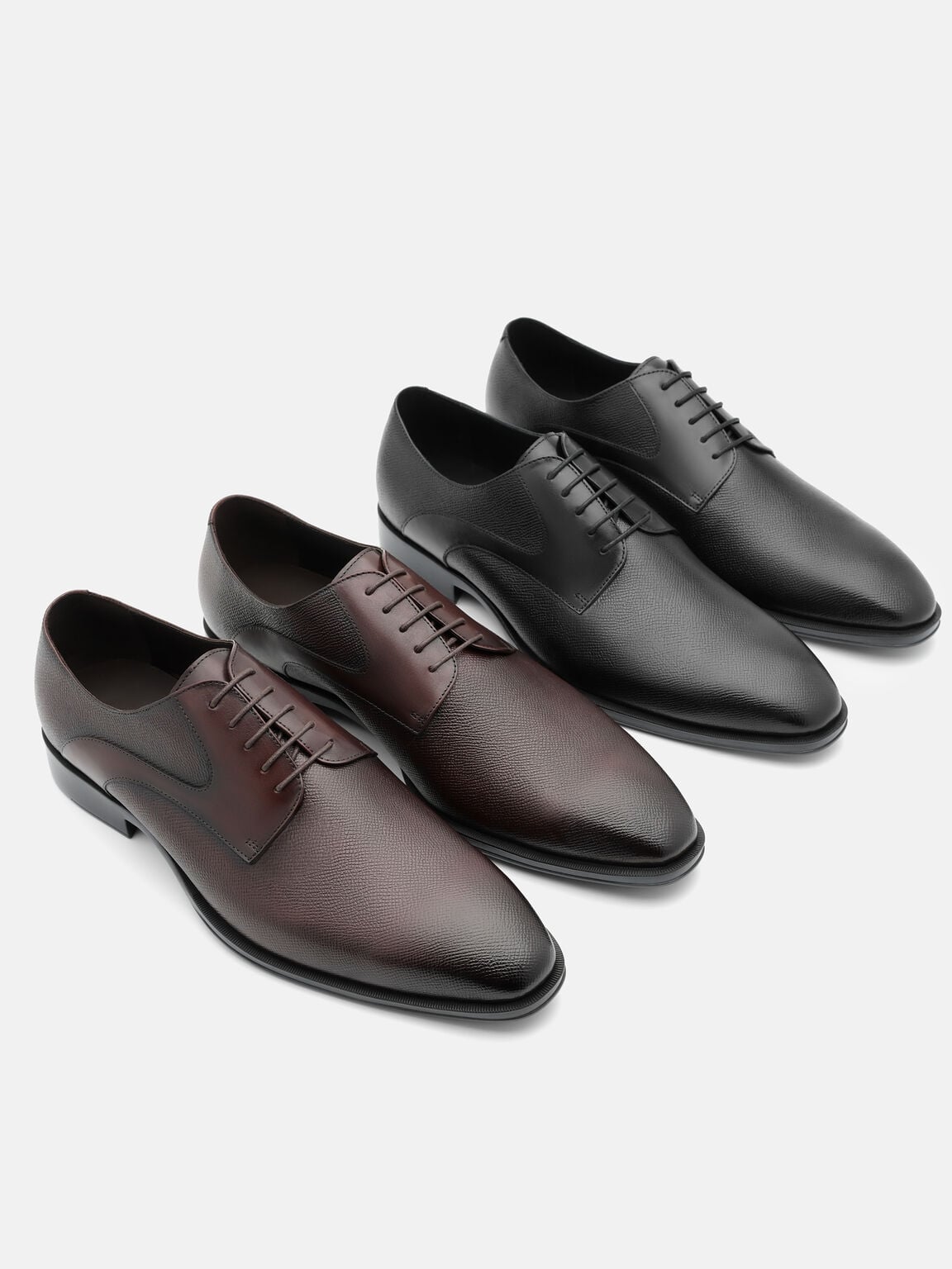 Sepatu Derby Kulit Saffiano, 