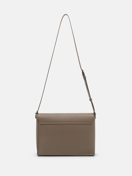 Tas Selempang Kulit, 