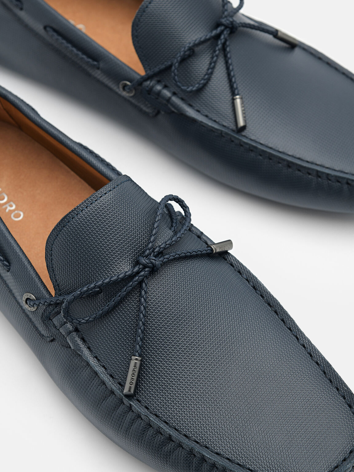 Sepatu Driving Bow Kulit Saffiano, 