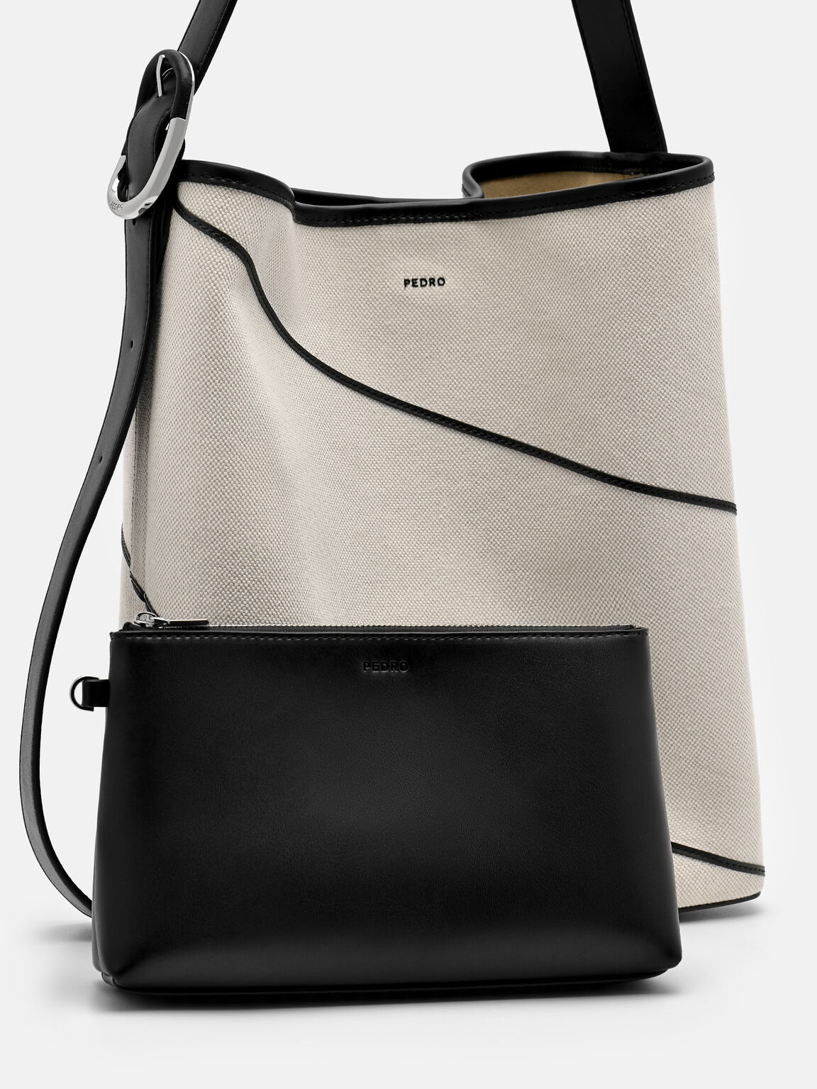 Bridget Oversized Bucket Bag, 