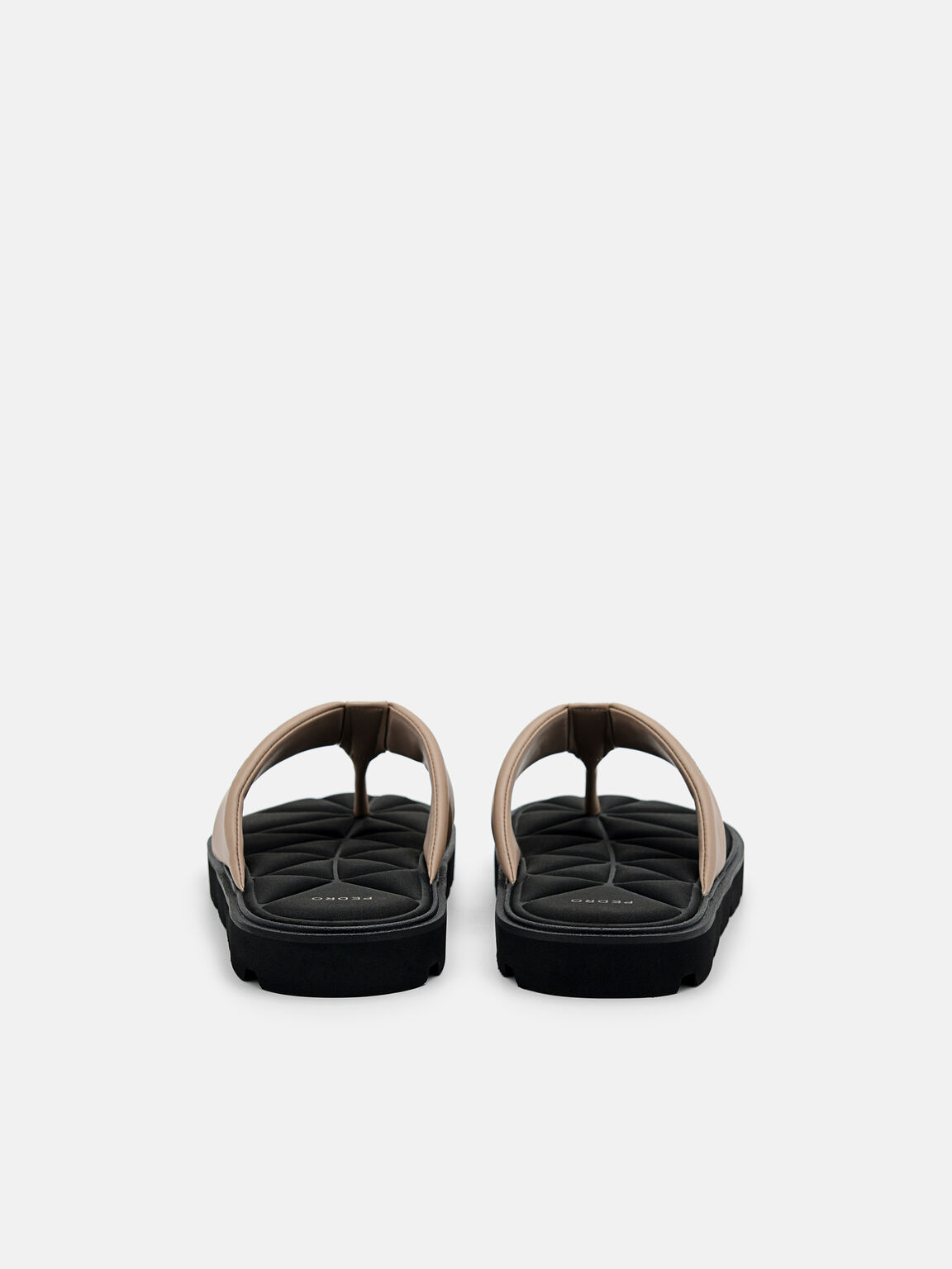 Sandal Thong dalam Pixel, 