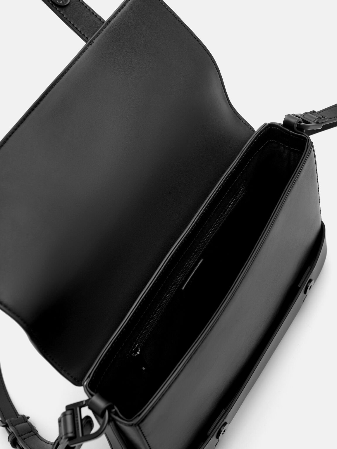 Connor Sling Bag, Black