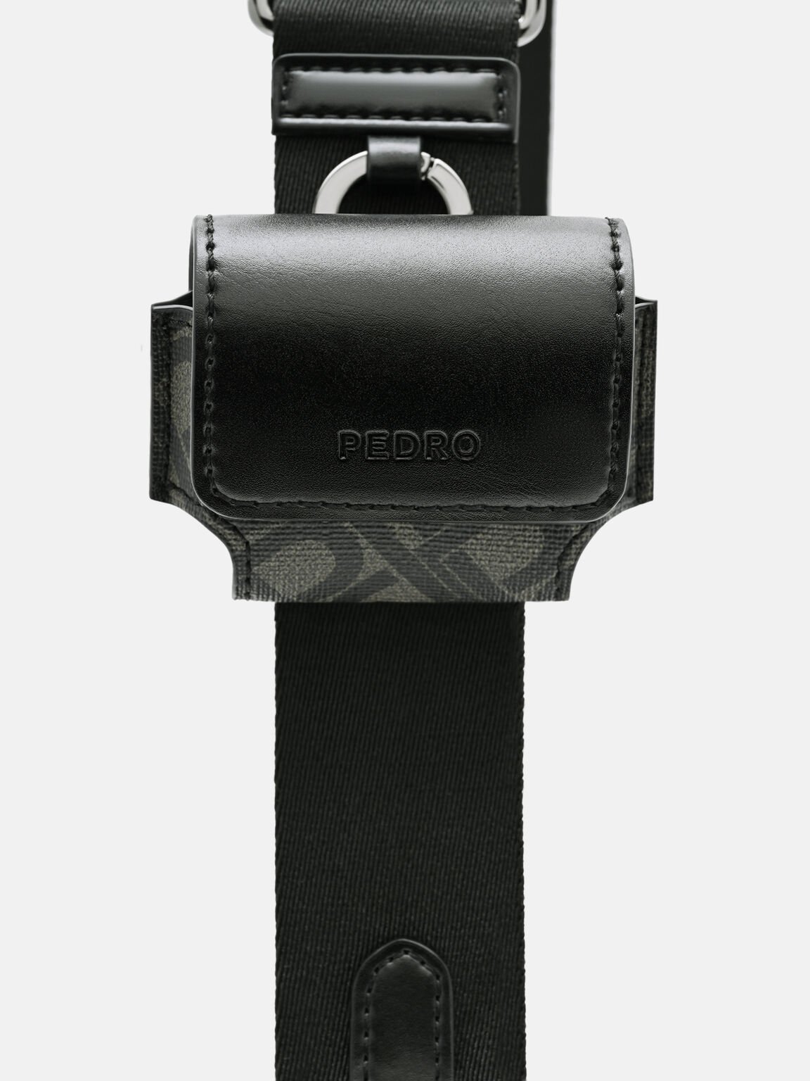 Tas Selempang Travis, 