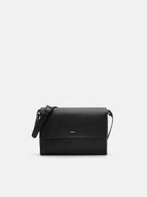 Hitam