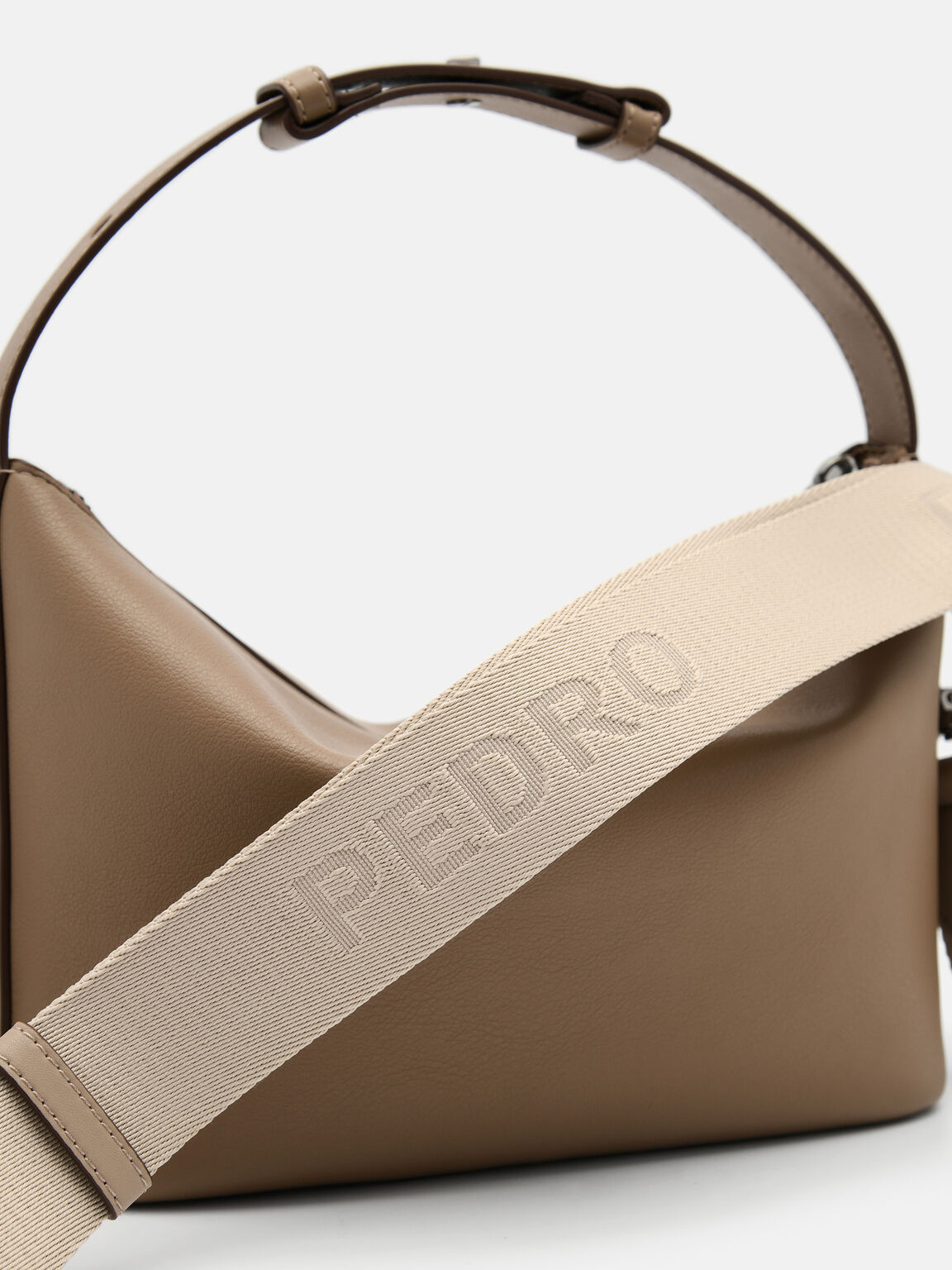 Robin Sling Bag, Taupe