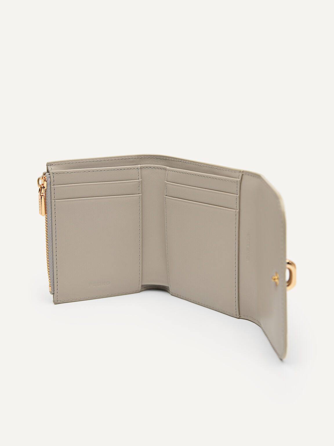 Dompet Tri-Lipat Kulit PEDRO Studio, 
