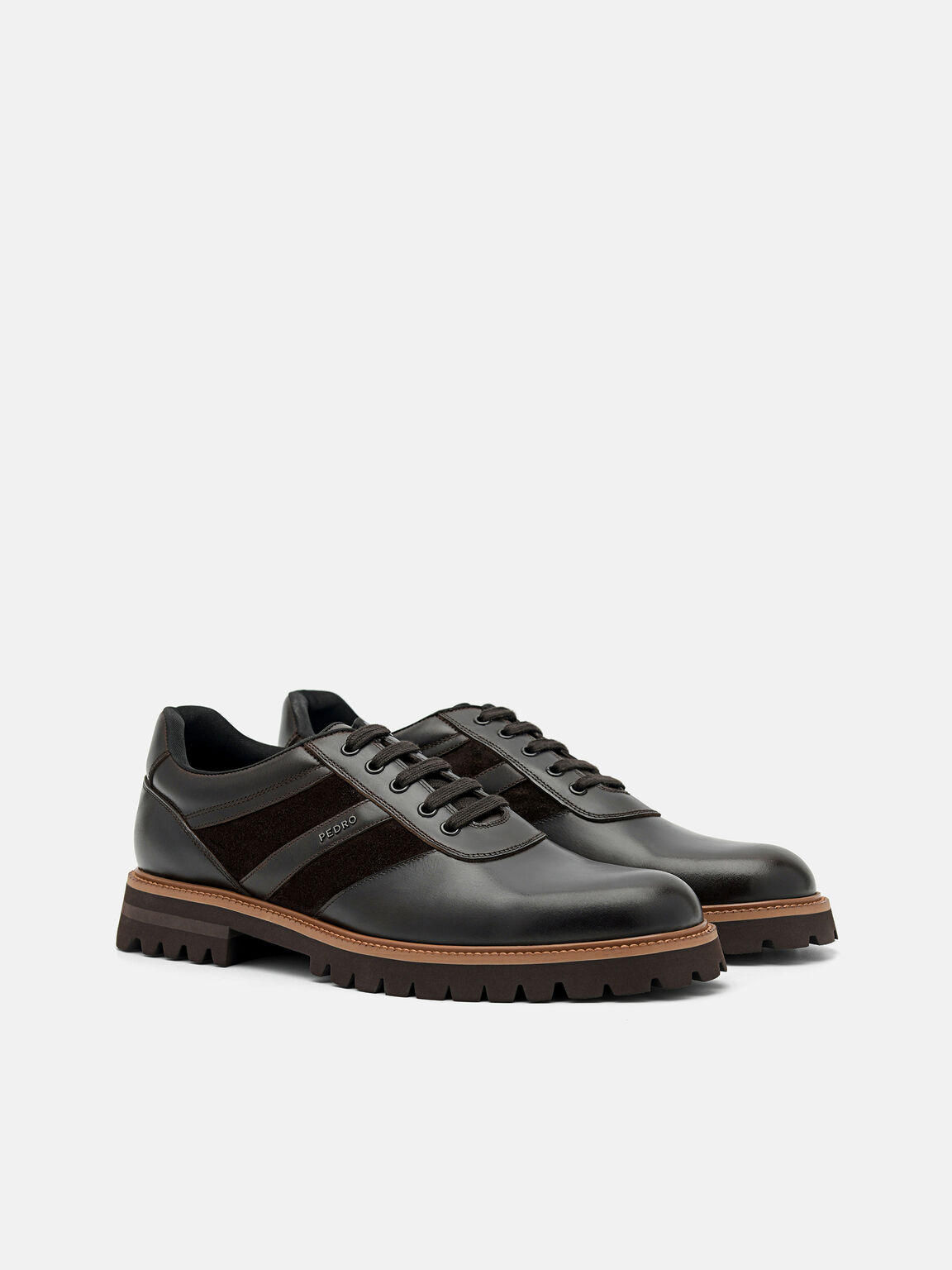 Sepatu Oxford Kulit Striker, 