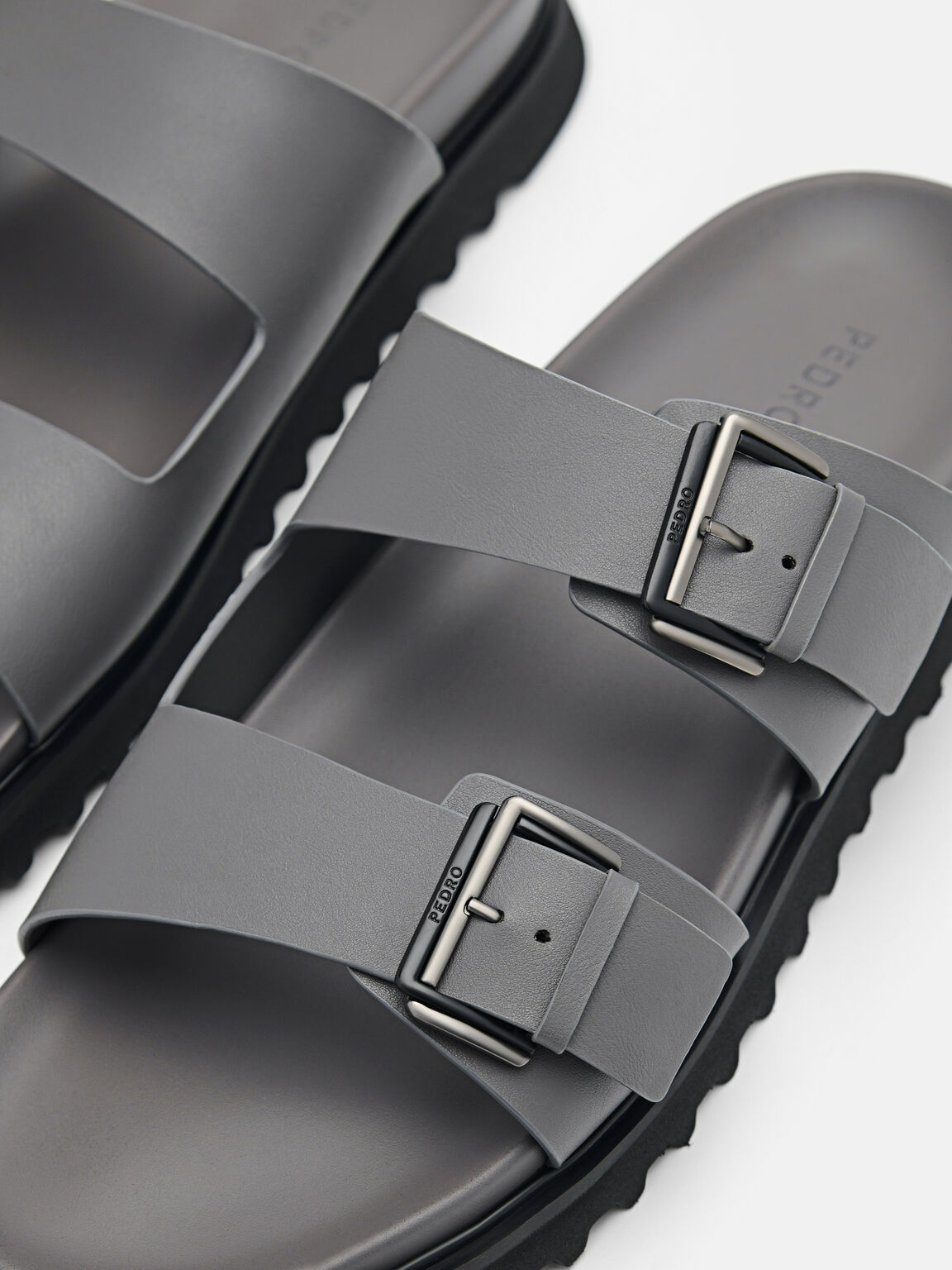 Sandal Geser Arche, 