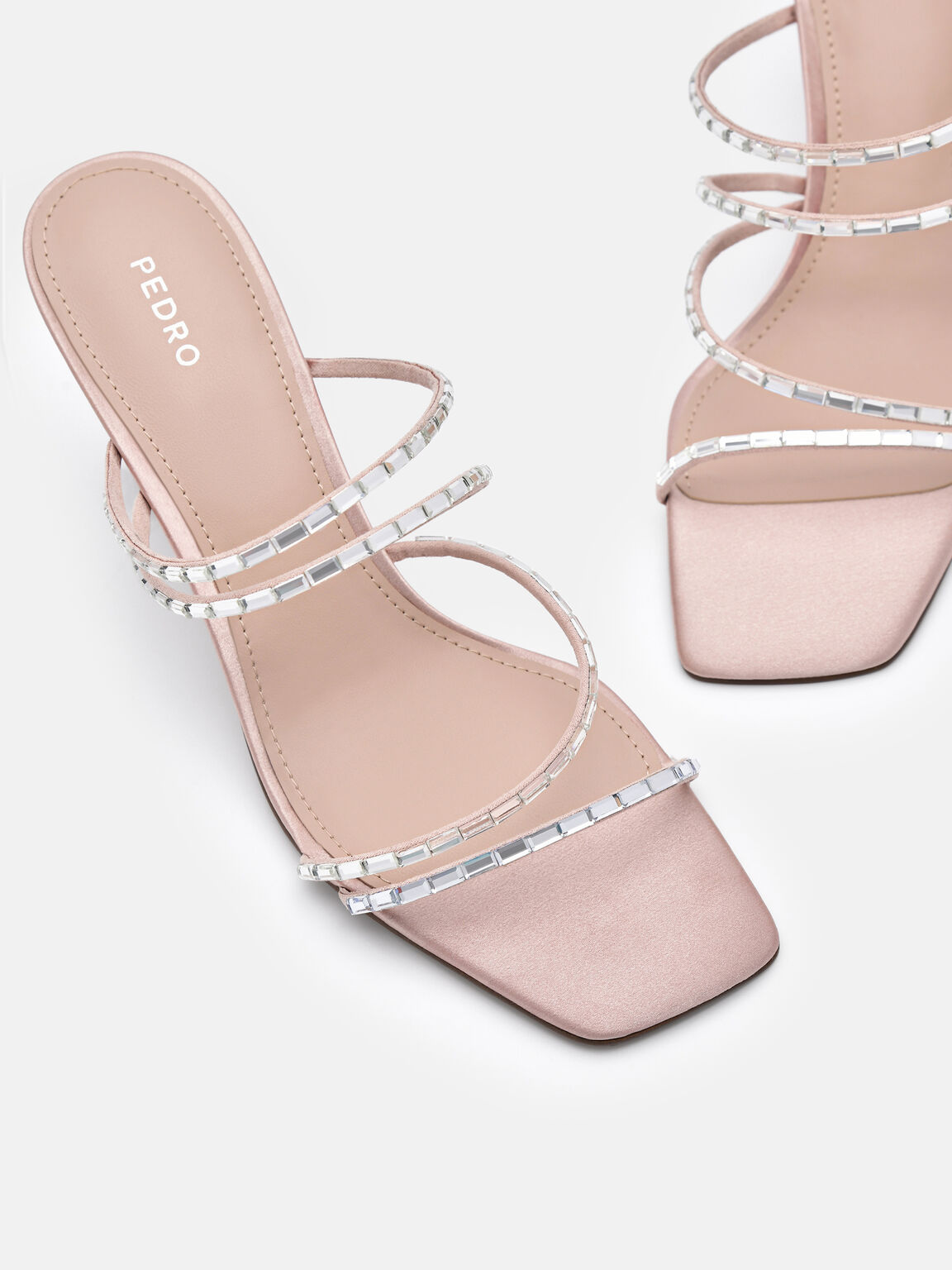 Sandal Tumit Savannah, 