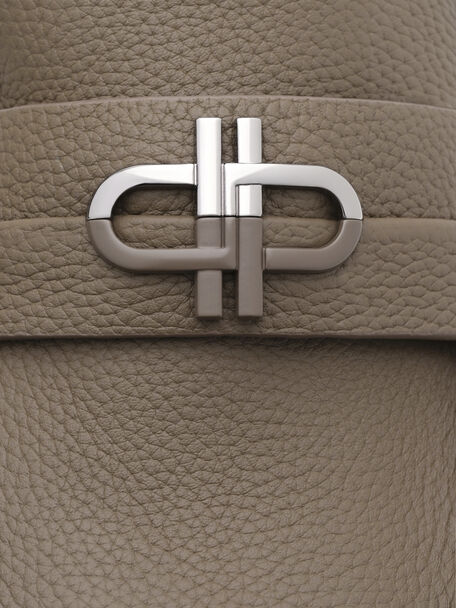 Sepatu Mengemudi Kulit Bertekstur Timbul, 