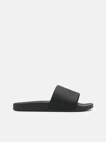 Hitam
