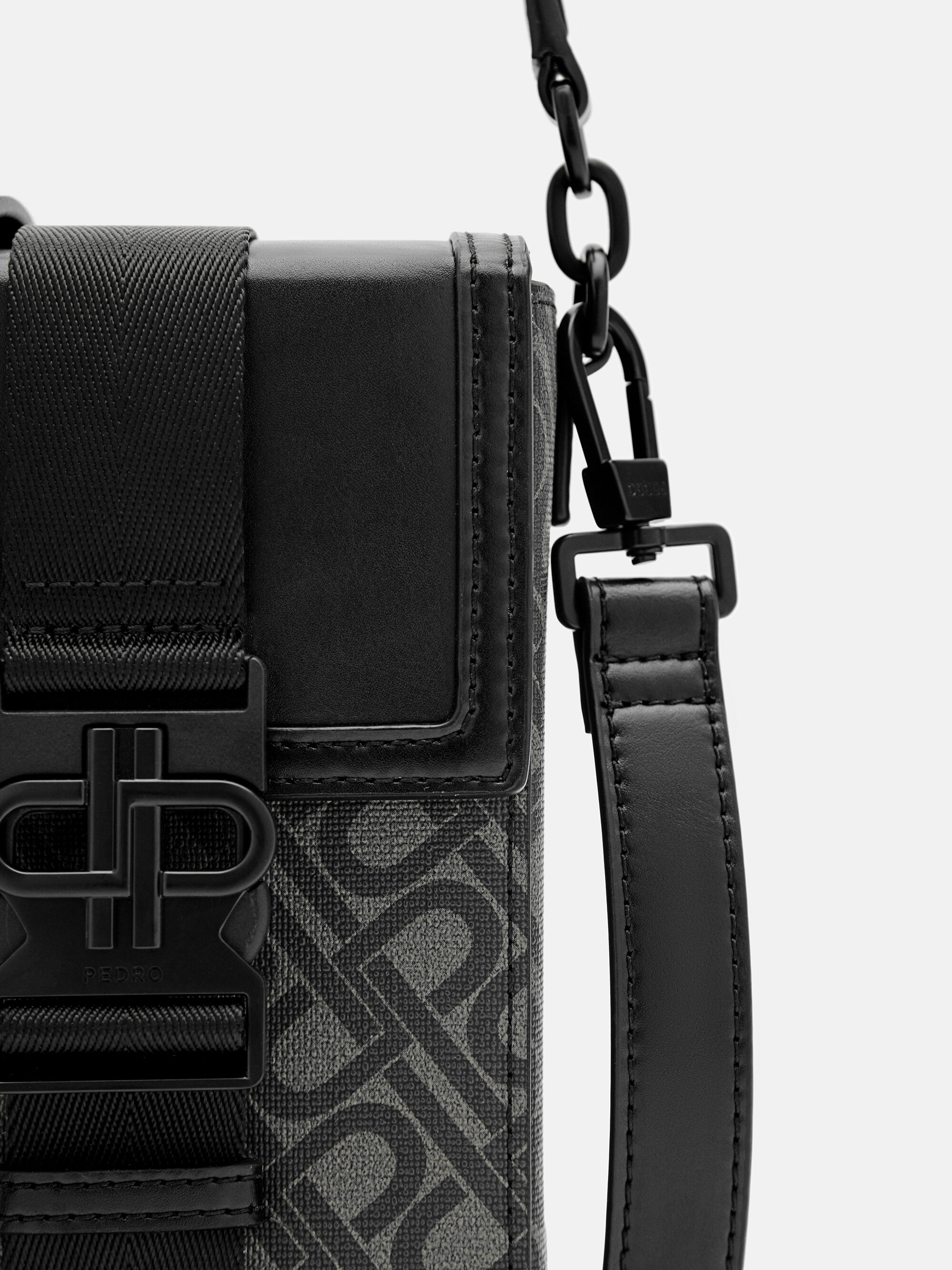 ★PEDRO Icon Mini Sling Bag ミニショルダーバック/送料込 Black PEDRO Icon Mini Sling Bag - PEDRO US