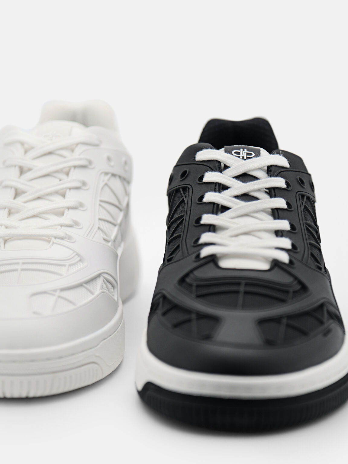 Sepatu Kets EOS Pria dalam Pixel, 