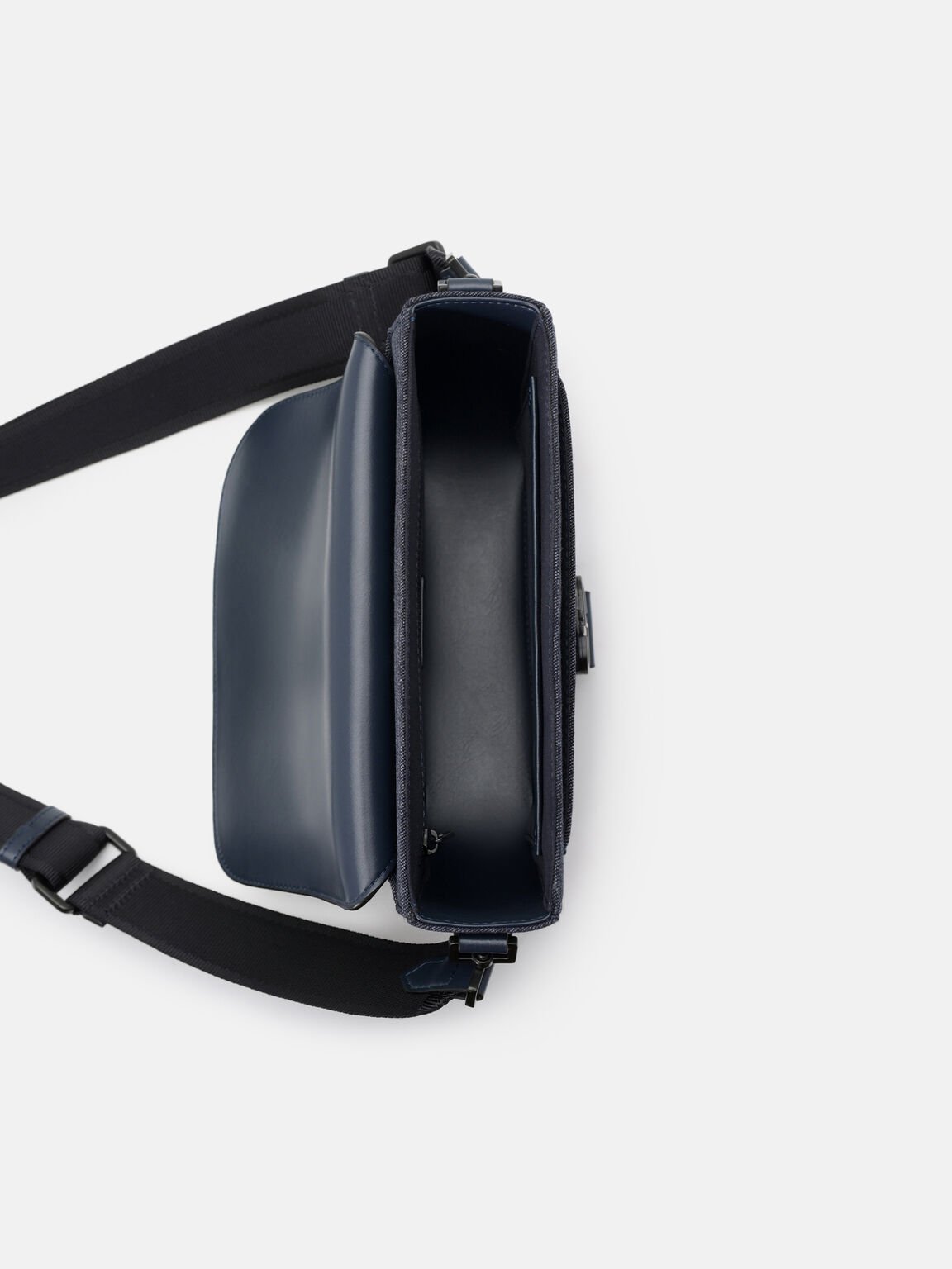 Tas Selempang Kulit Tex, 