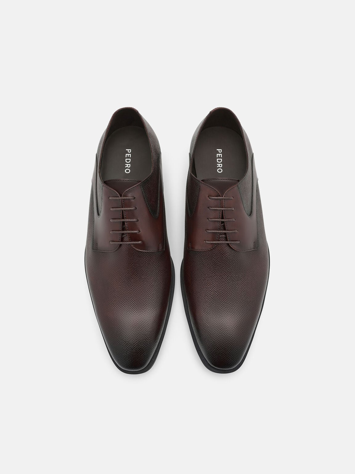 Sepatu Derby Kulit Saffiano, 