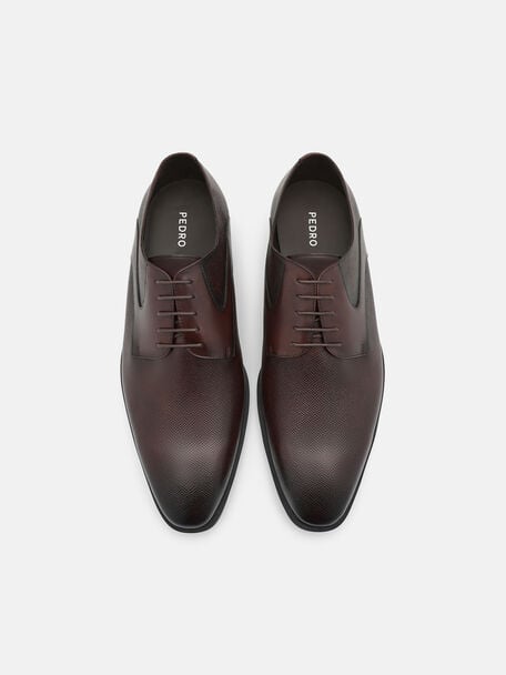Sepatu Derby Kulit Saffiano, 