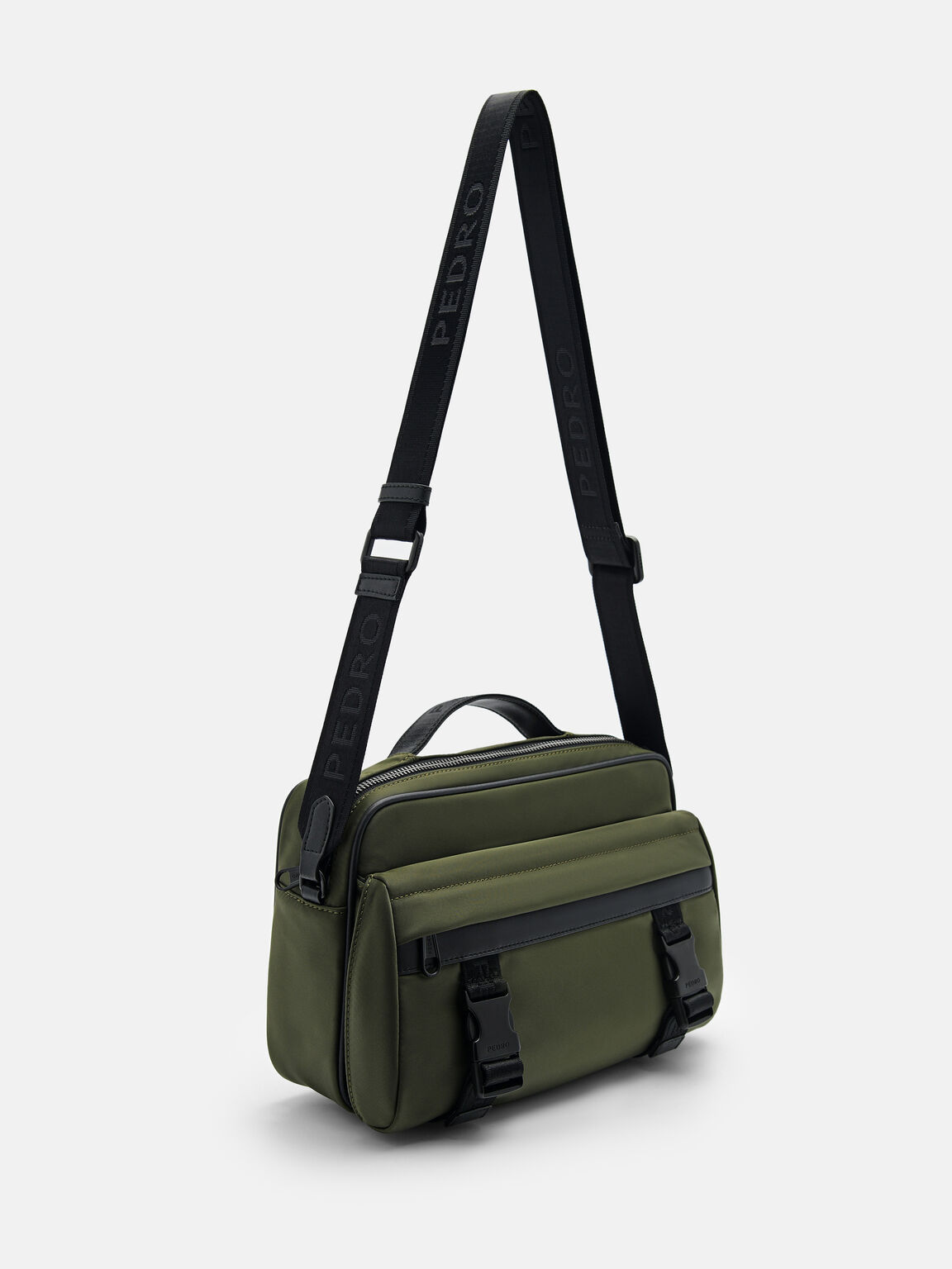 Tas Selempang Stuart, 