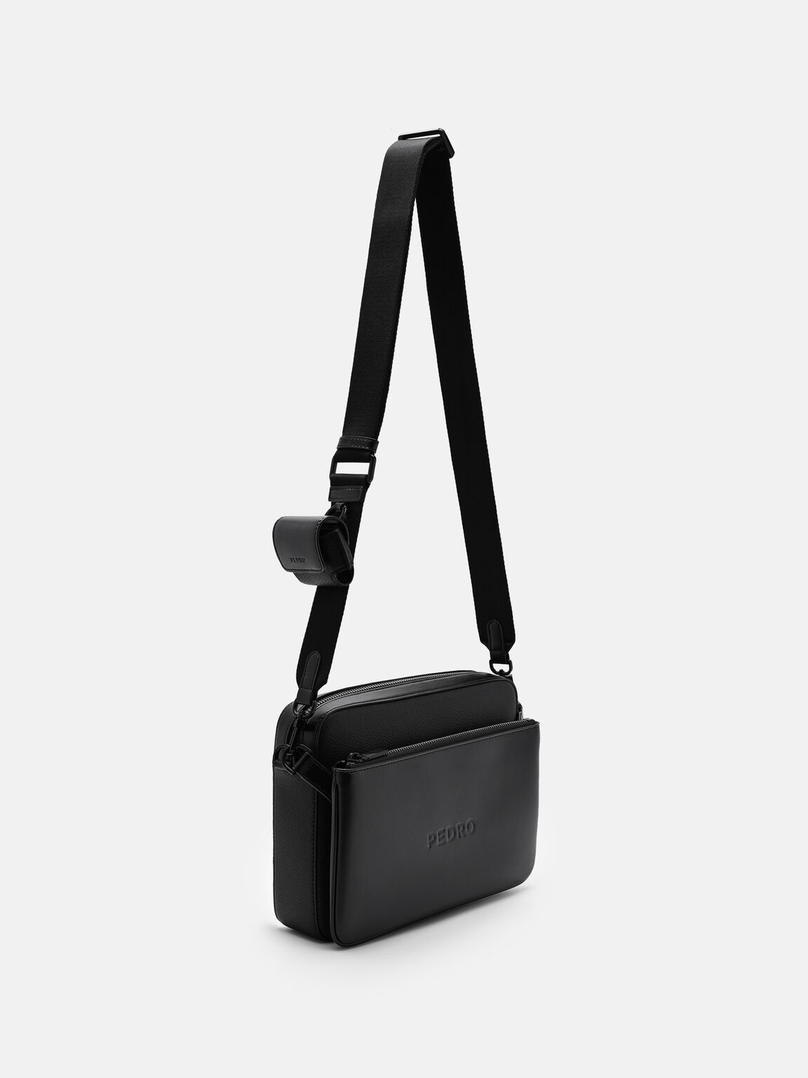 Tas Selempang Travis, 