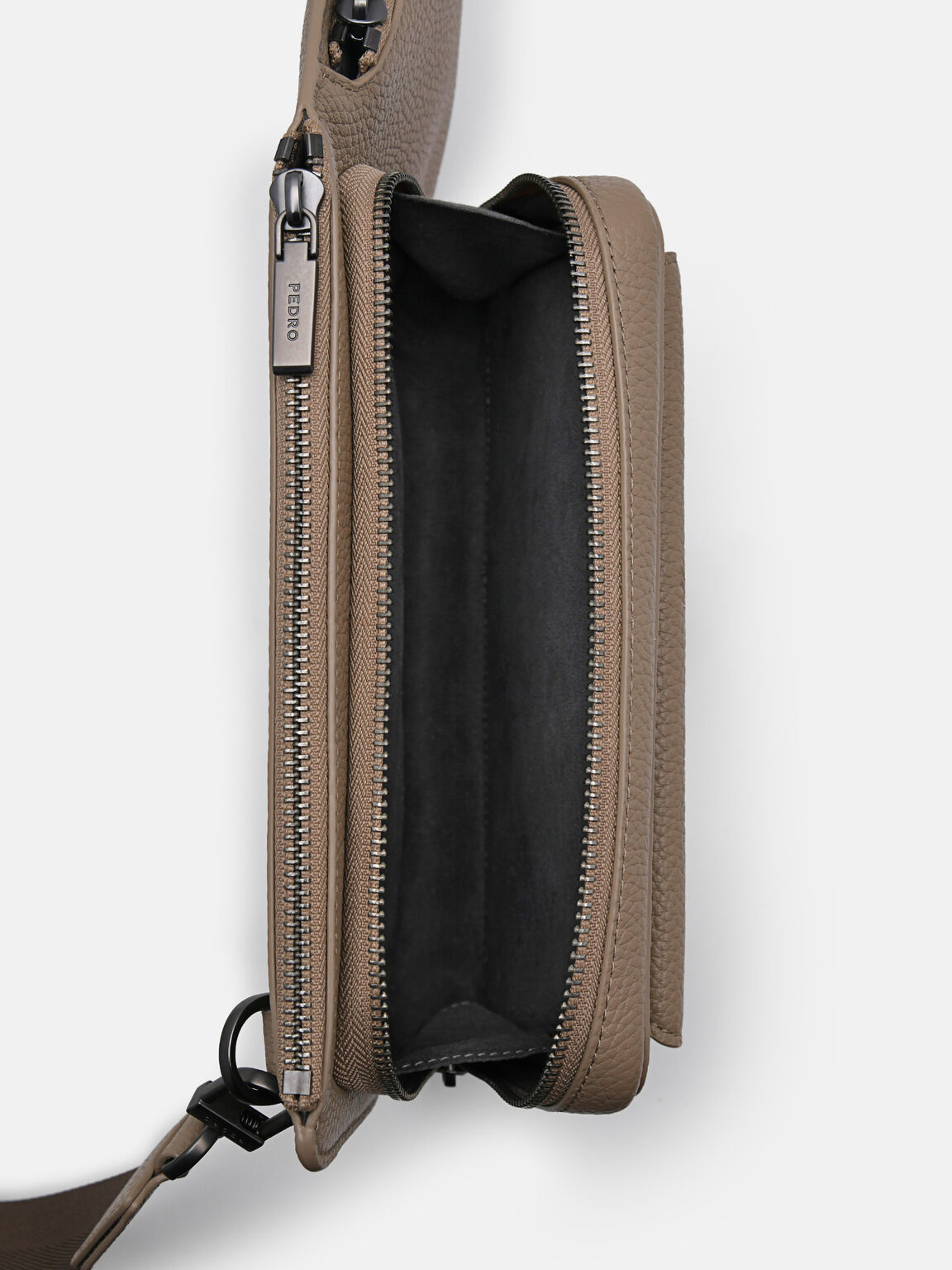 Pouch Crossbody Kulit Tumbled, 