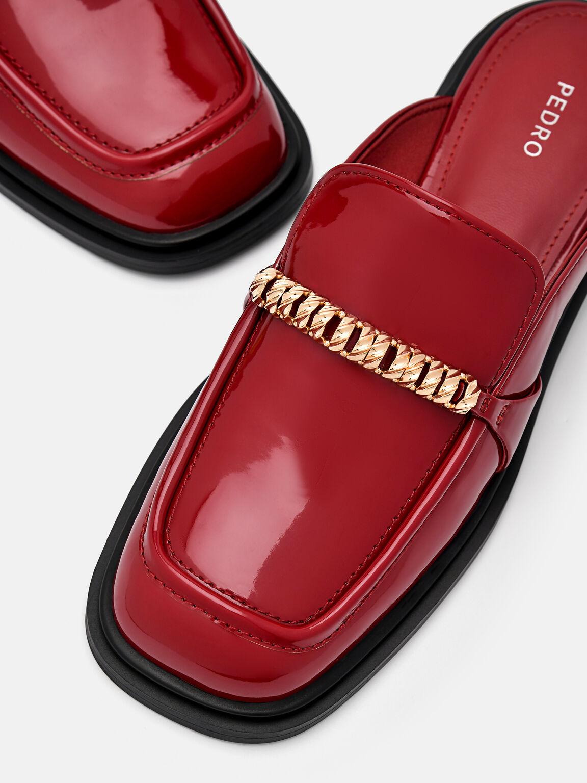 Mia Chain Mules, 
