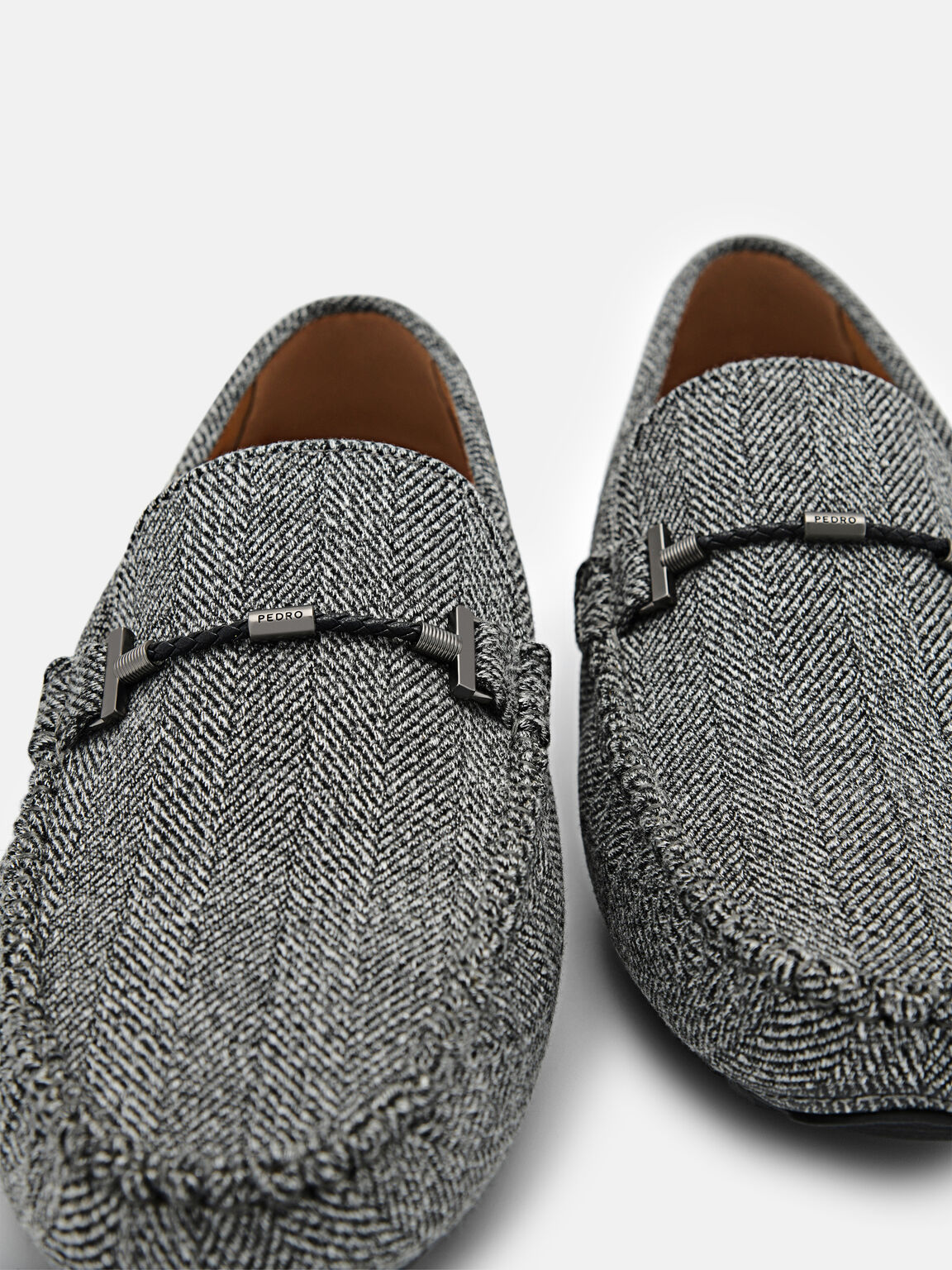 Sepatu Mengemudi Robert Fabric, 