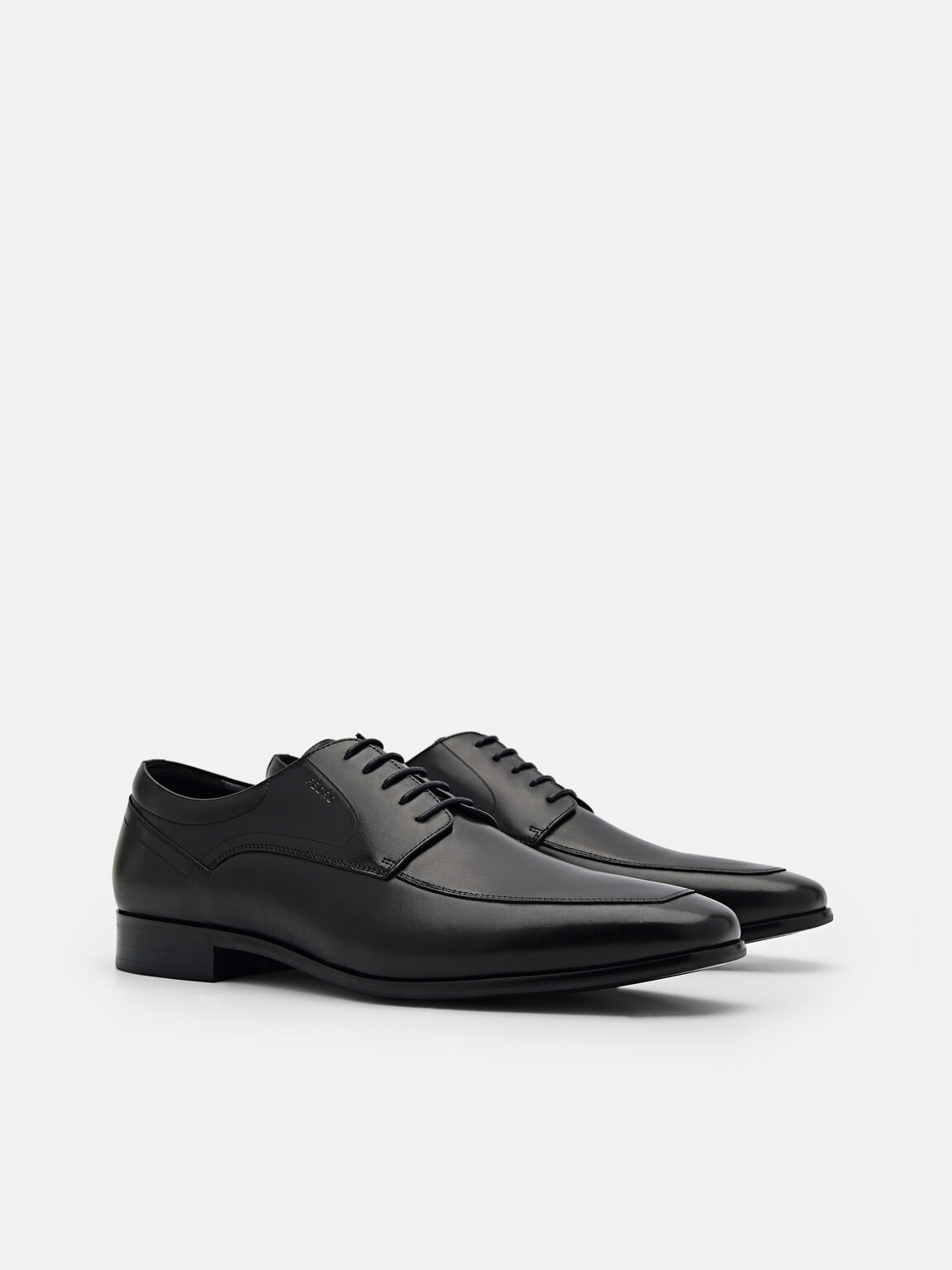 Sepatu Derby Kulit, 